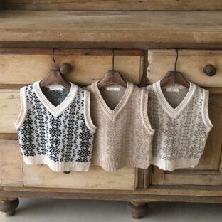 the lala nostalgic vest