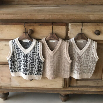 the lala nostalgic vest