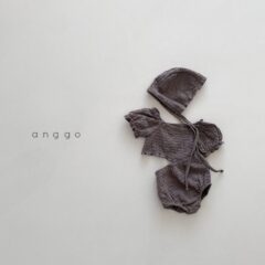 今年のスイムウェアはCute or Fashionable?