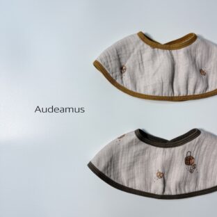 オリジナル*Pretzel muslin bib